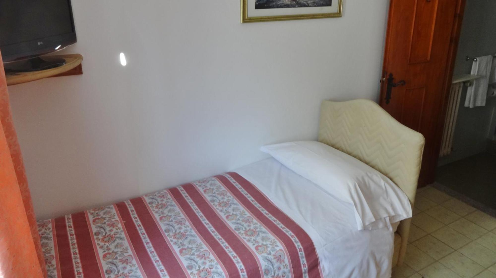 Hotel Piccolo Mondo Bormio Phòng bức ảnh